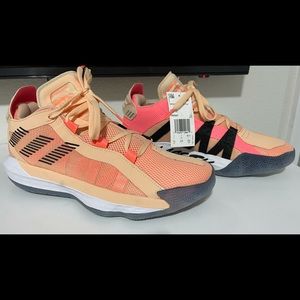Adidas Dame 6 UNAPOLOGETIC S. 7.5 FW3667